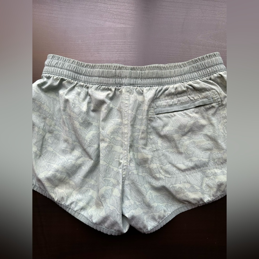 United by Blue Womens Green Sustainable Scallop Boardshort Size XS EUC - Picture 4 of 7